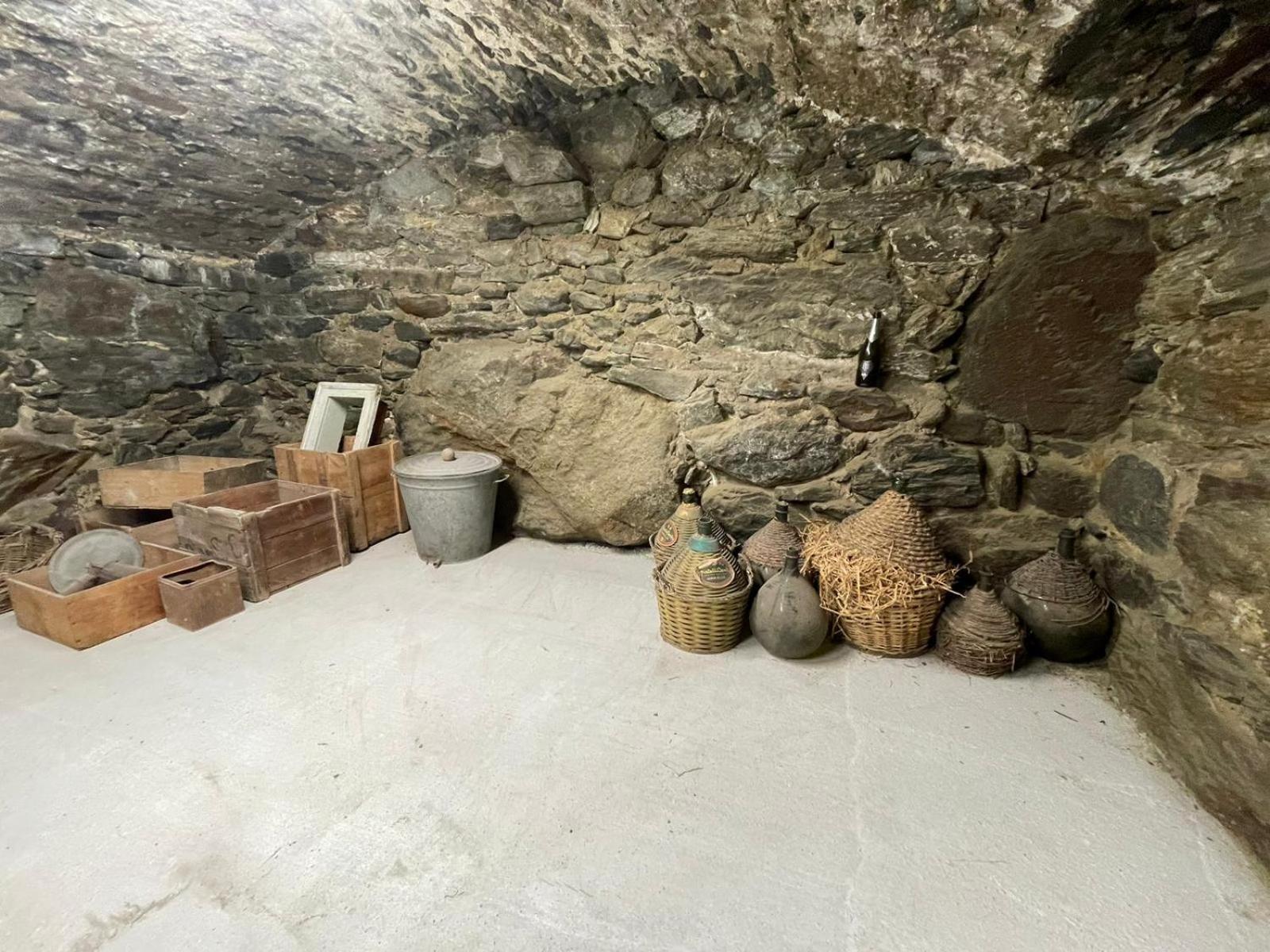 La Torre Colombaia - Monumento Del 1400 Apartman Arnad Kültér fotó