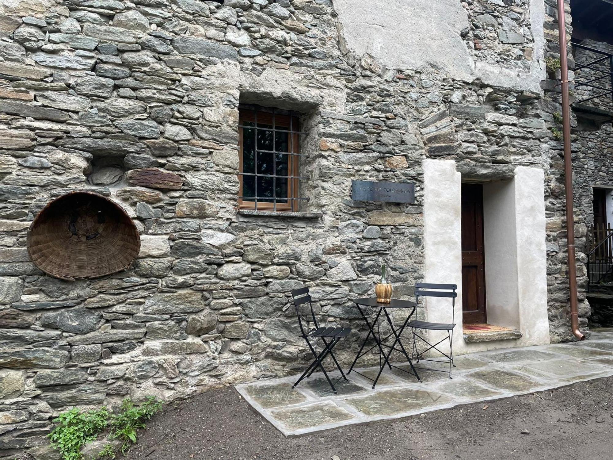 La Torre Colombaia - Monumento Del 1400 Apartman Arnad Kültér fotó